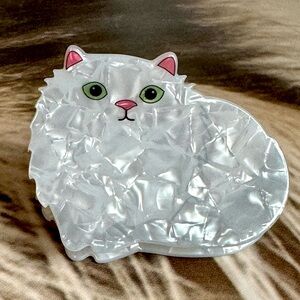 Pearl White Cat Hair Clip Acrylic Kitty Accessory